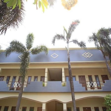 Reddoorz Plus @ Karet Pedurenan 3 Jakarta Exteriör bild