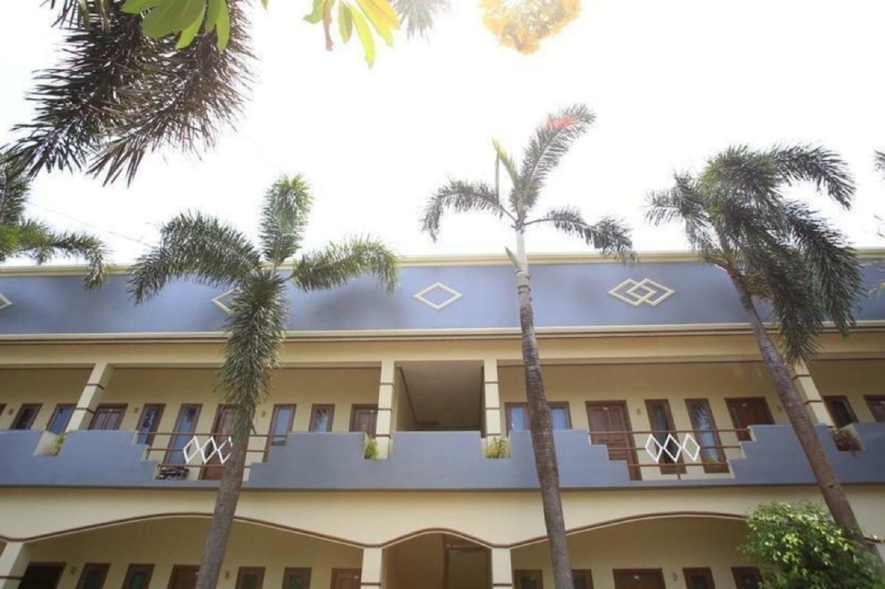 Reddoorz Plus @ Karet Pedurenan 3 Jakarta Exteriör bild